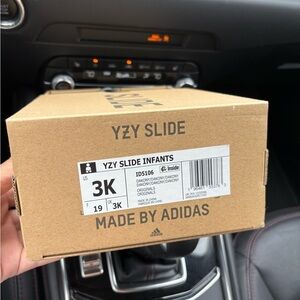 Adidas Comfort Slippers Black Lightweight Design